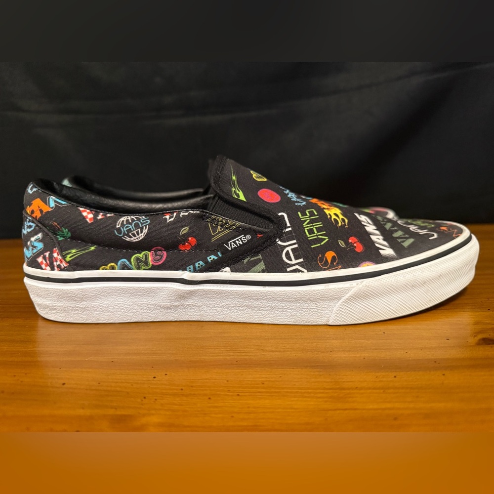 Vans Classic Slip-On Disruptive Men's Size 9.5 Women's Size 11 Sneakers Black - Picture 3 of 13